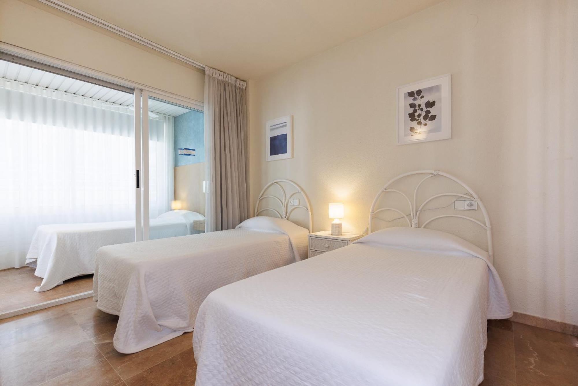Uhc Center Apartments Salou Quarto foto